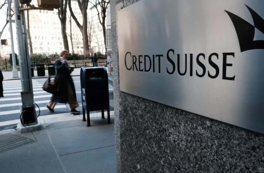 UBS erzielt mit staatlicher Unterstützung bei der Übernahme der Credit Suisse $35 Milliarden Gewinn