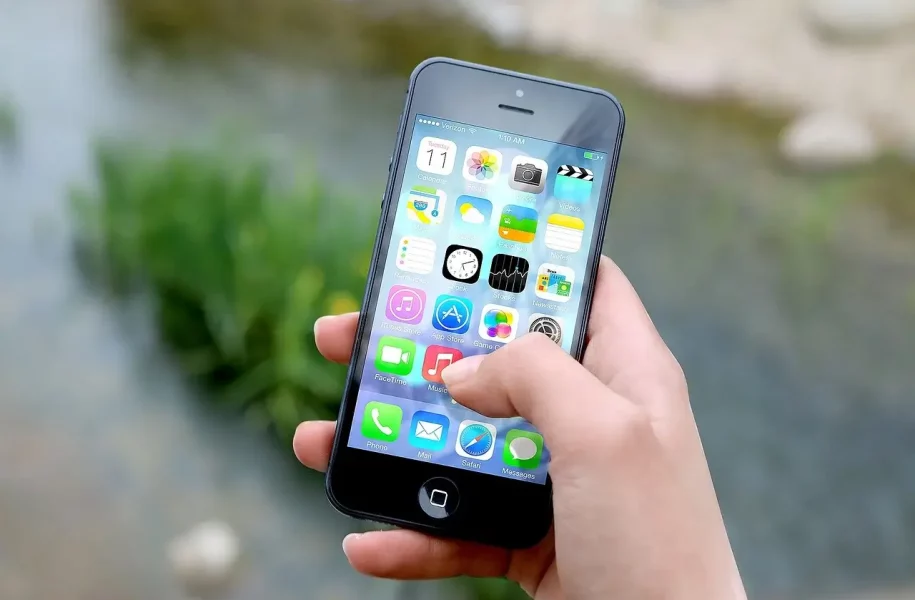 Apple sucht KI-Verstärkung für iPhone durch mögliche Partnerschaften