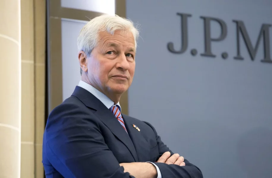 Jamie Dimon von JPMorgan ruft zur Sperrung der Kryptowährungen auf