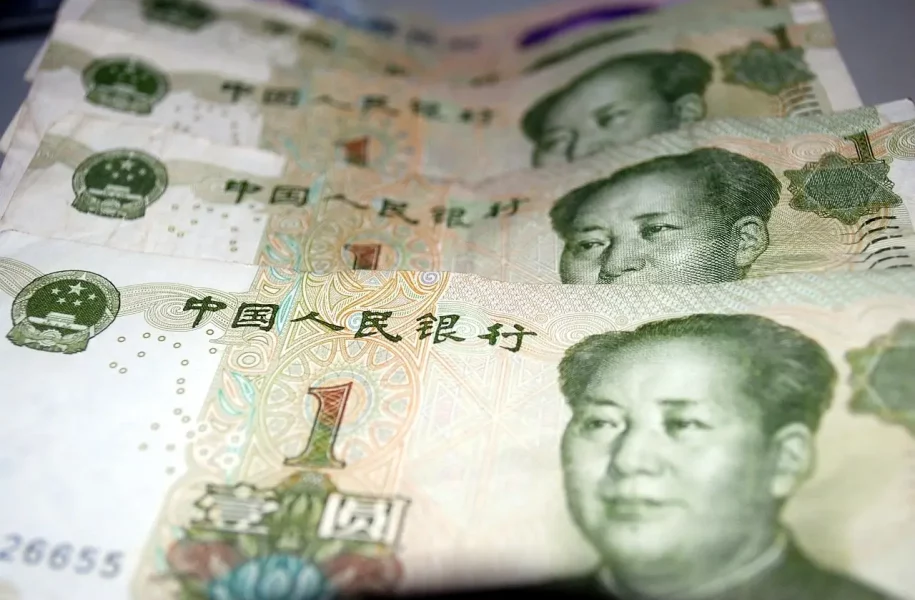 Anteil des Yuan am weltweiten Zahlungsverkehr steigt: Eine Verlagerung weg vom Dollar