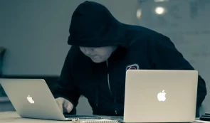 hacker-laptop