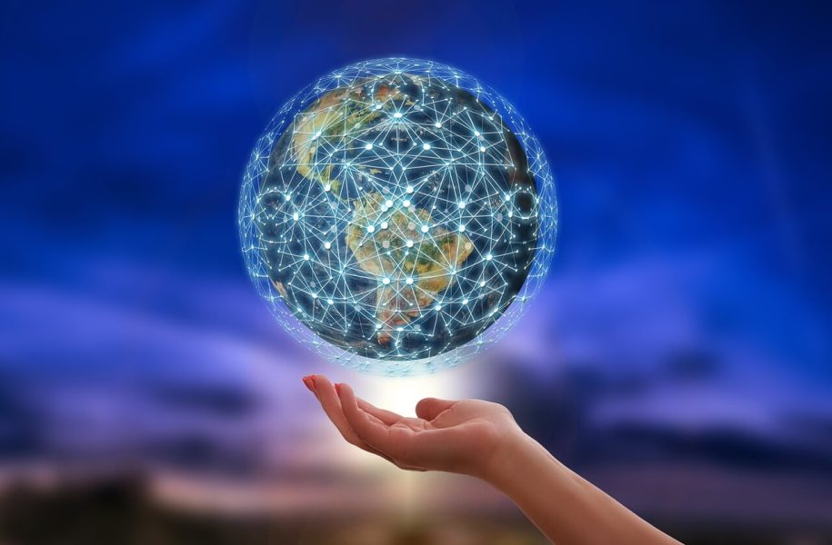 Analyst’s Projections Point to 100 Million Users on Blockchains by 2028