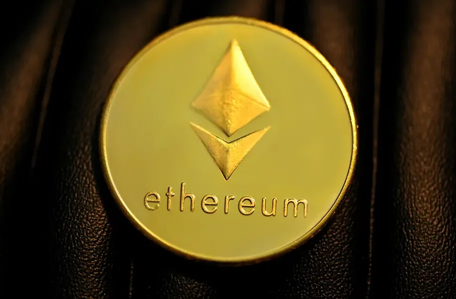Ethereum Rides High Amid Solana Network Hiccup