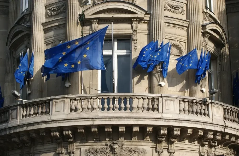 EU Lawmakers Set Limits on Unverified Crypto Users