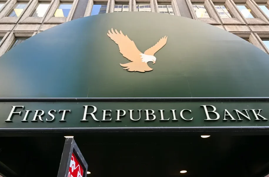 U.S. Government Mulls Private Effort to Rescue First Republic Bank