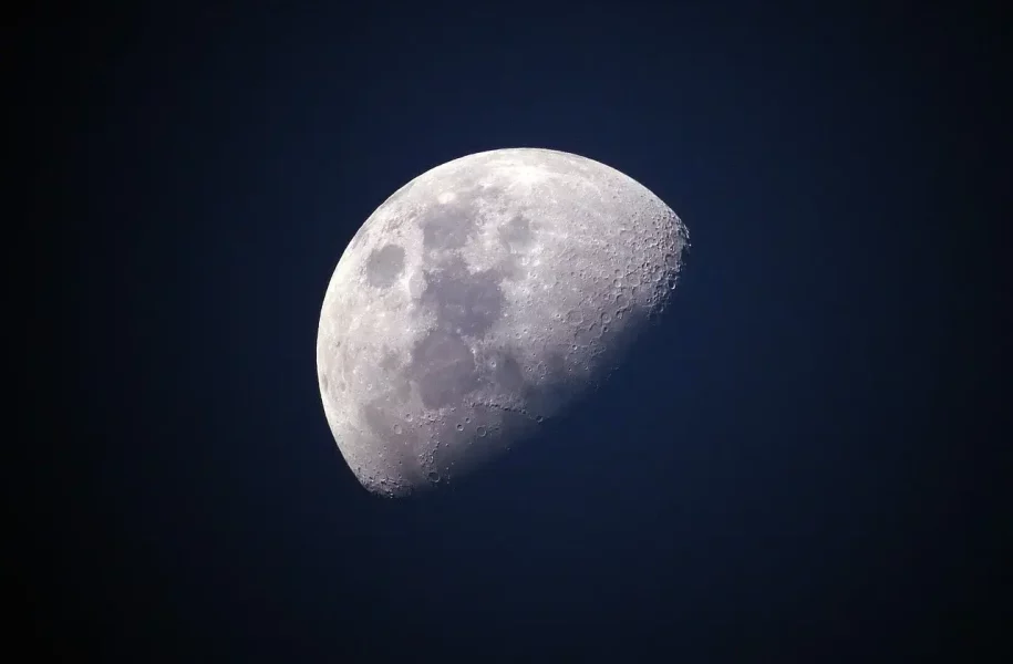 Bitcoin: LunarCrush Sends BTC Bounty to the Lunar Surface