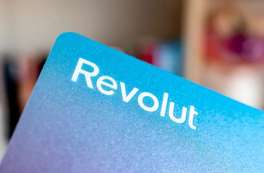 Revolut Eyes $40 Billion Valuation in Share Sale Amid Banking License Pursuit